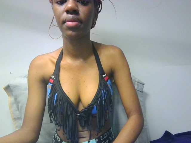 Leximia live cam on BongaCams