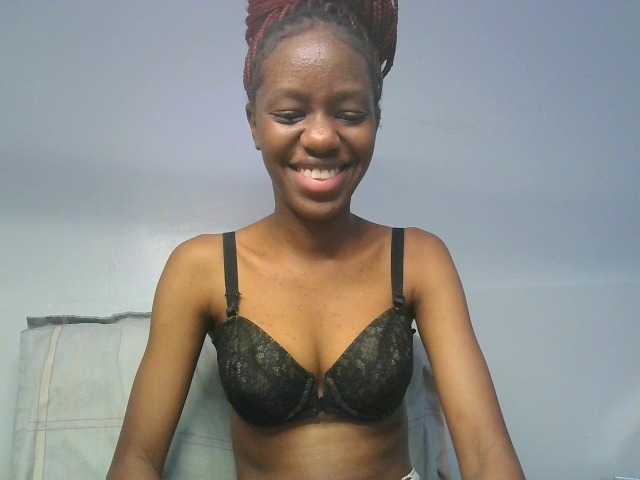 Leximia live cam on BongaCams