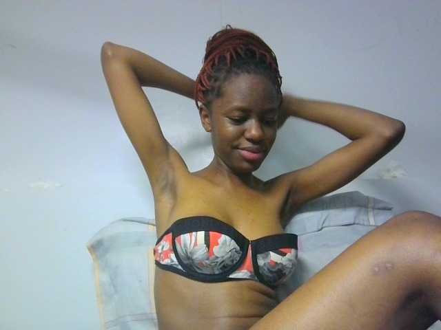 Leximia live cam on BongaCams