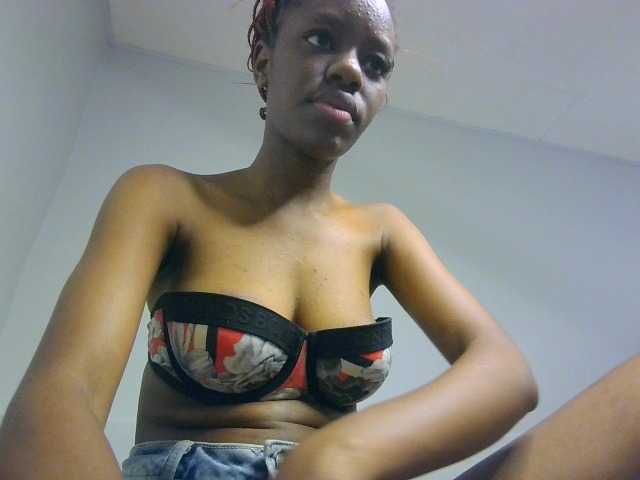 Leximia live cam on BongaCams