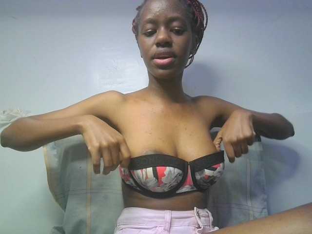 Leximia live cam on BongaCams
