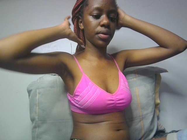Leximia live cam on BongaCams
