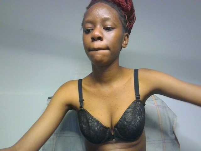 Leximia live cam on BongaCams