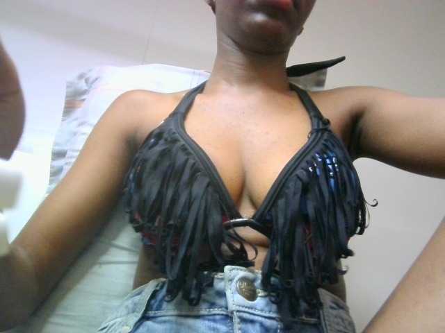 Leximia live cam on BongaCams