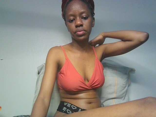 Leximia live cam on BongaCams