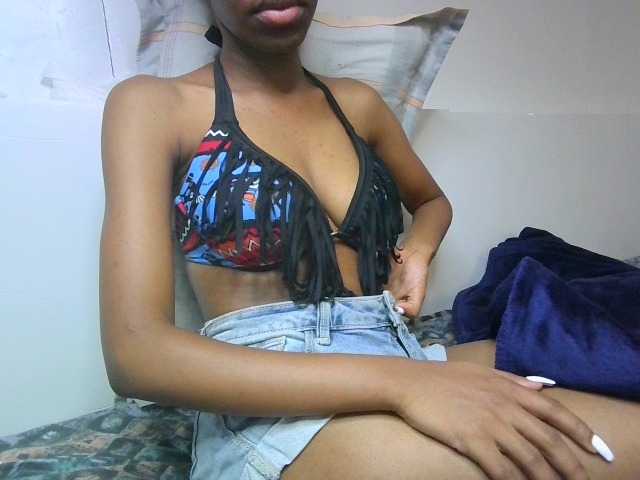 Leximia live cam on BongaCams