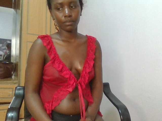 SpicyRosie live cam on BongaCams