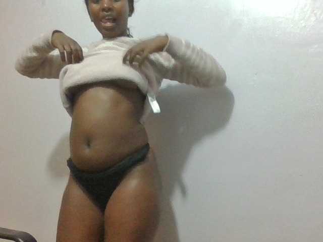 SpicyRosie webcam