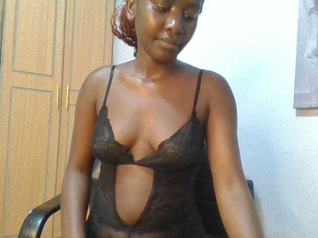 SpicyRosie live cam on BongaCams