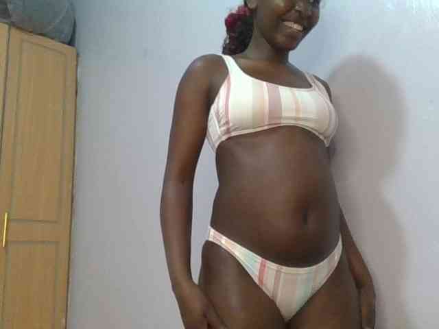 SpicyRosie webcam