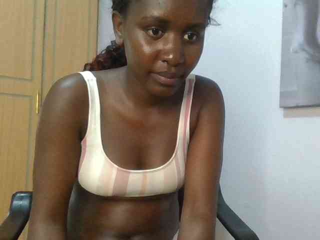 SpicyRosie webcam
