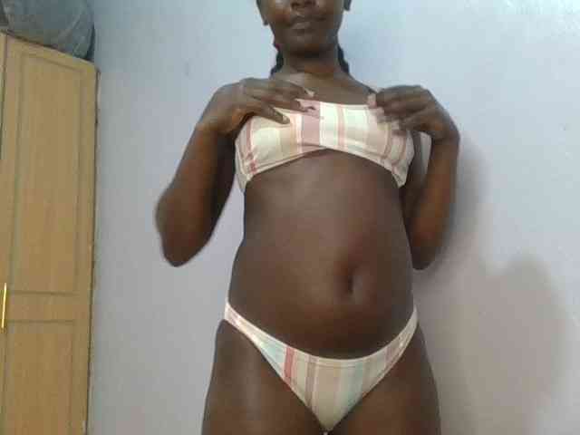 SpicyRosie webcam