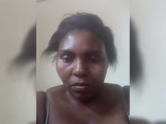 Sweetmama10 live cam on BongaCams