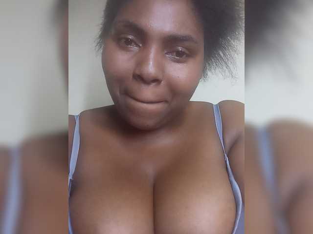 Sweetmama10, live now on BongaCams