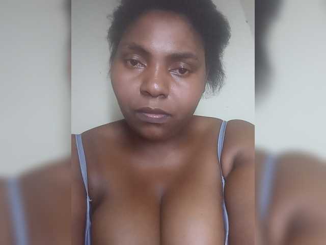 Sweetmama10, live now on BongaCams