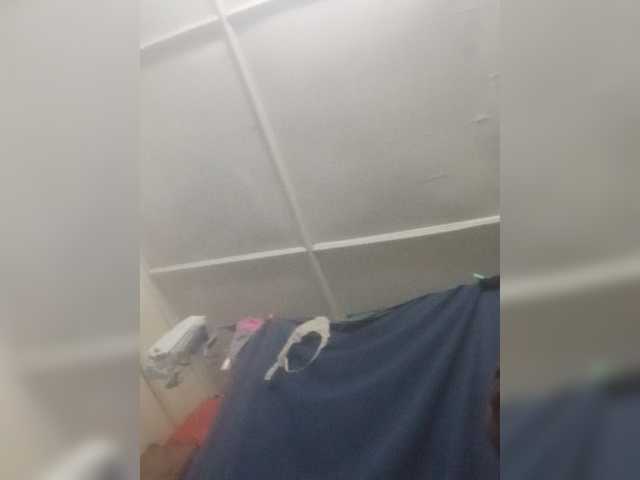 Sweetmama10 live cam on BongaCams