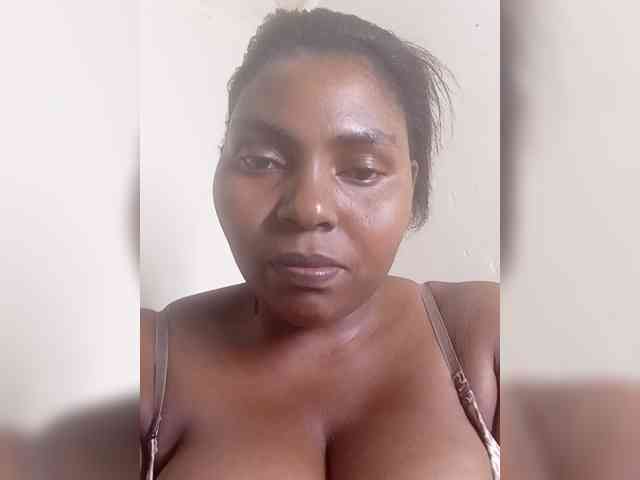 Sweetmama10 webcam