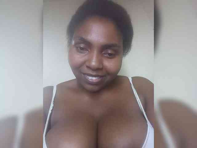 Sweetmama10 webcam