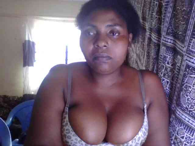 Sweetmama10 webcam