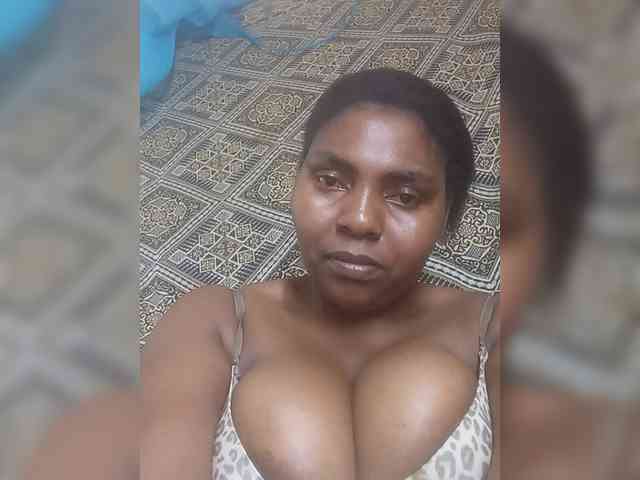 Model: Sweetmama10