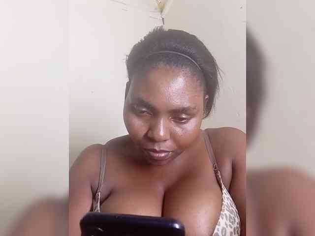 Sweetmama10 webcam