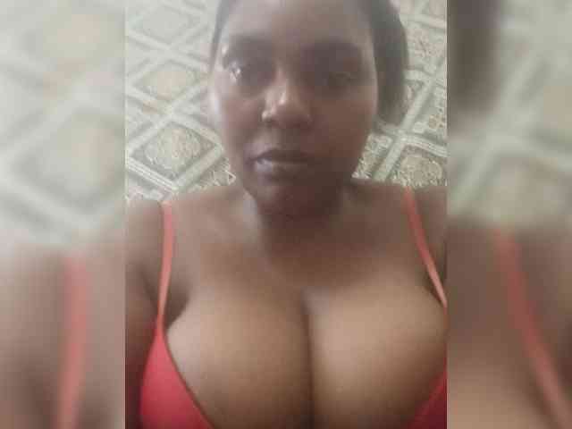 Sweetmama10 webcam