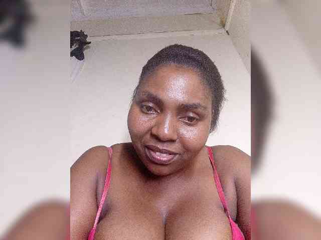 Sweetmama10 webcam