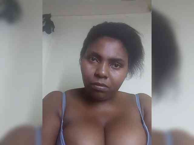 Sweetmama10 webcam