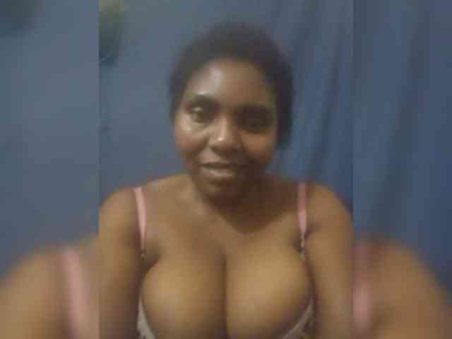 Sweetmama10 webcam