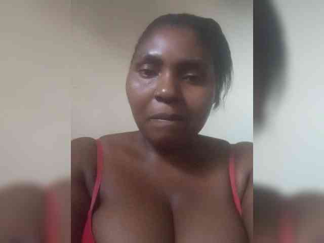 Sweetmama10 webcam