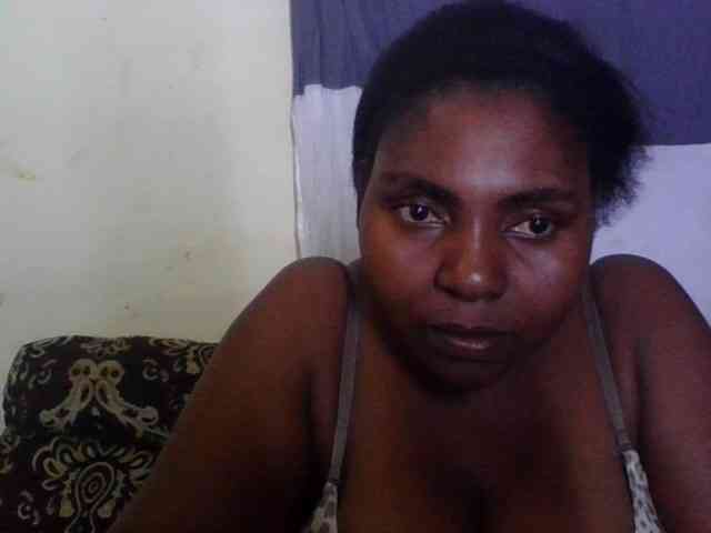 Sweetmama10 webcam