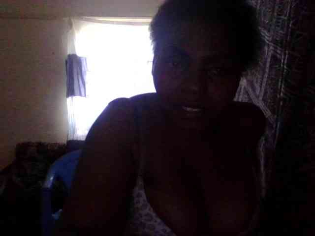 Sweetmama10 webcam