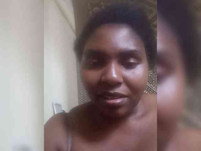 Sweetmama10 webcam