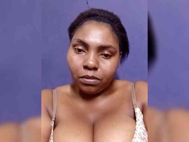 Sweetmama10 webcam