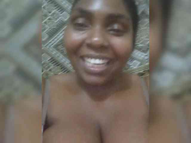 Sweetmama10 webcam