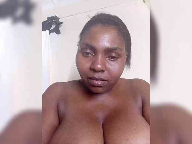 Sweetmama10 webcam