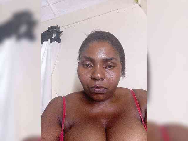 Sweetmama10 webcam