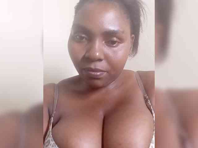Sweetmama10 webcam