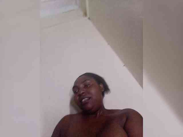 Sweetmama10 webcam