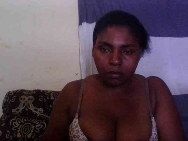 Sweetmama10 webcam