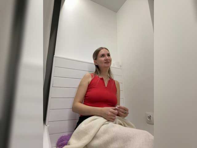 Leila1313 live cam on BongaCams