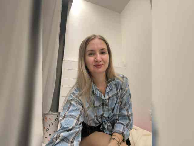 Leila1313 webcam