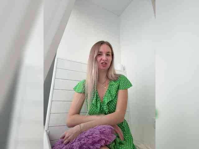 leila1313's live room
