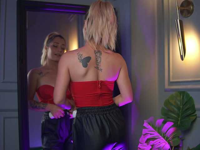 MichelleJo — live female cam
