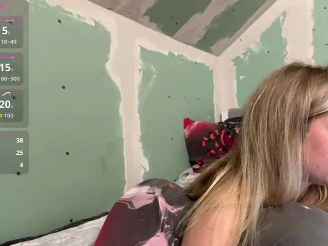 Emilisrose live cam on BongaCams