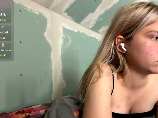 Emilisrose live cam on BongaCams