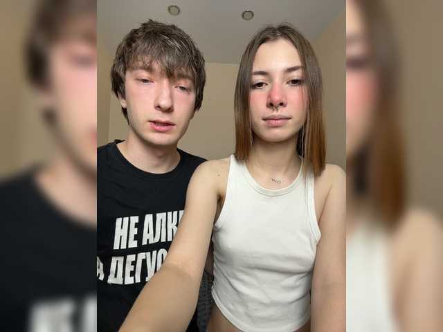 badEvia — live couple cam