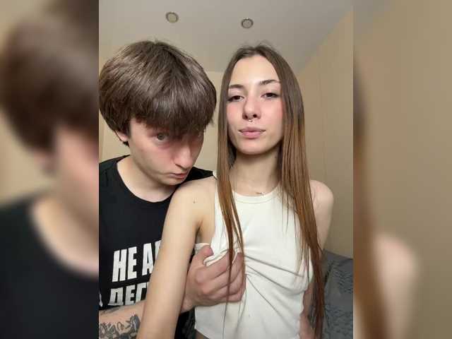 badEvia — live couple cam