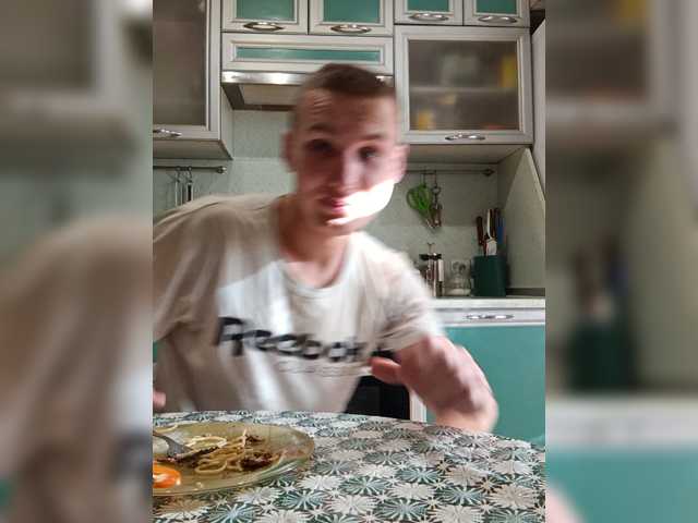 Evelel1 live cam preview