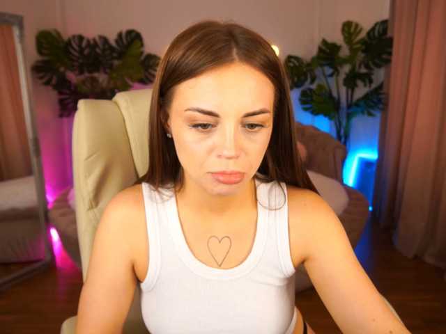 LexxySensual live cam on BongaCams